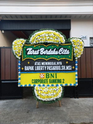 Papan Bunga Duka di Rambung