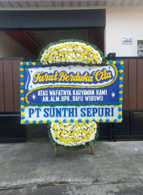 Papan Bunga Duka di Rambung